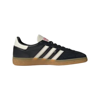 adidas handball spezial preto branco e vermelho 2 330x330 - Adidas Handball Spezial "Preto, Branco e Vermelho"