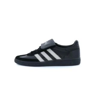 adidas handball spezial shukyu ewax preto branco 1 330x330 - Adidas Handball Spezial Shukyu Ewax "Preto Branco"